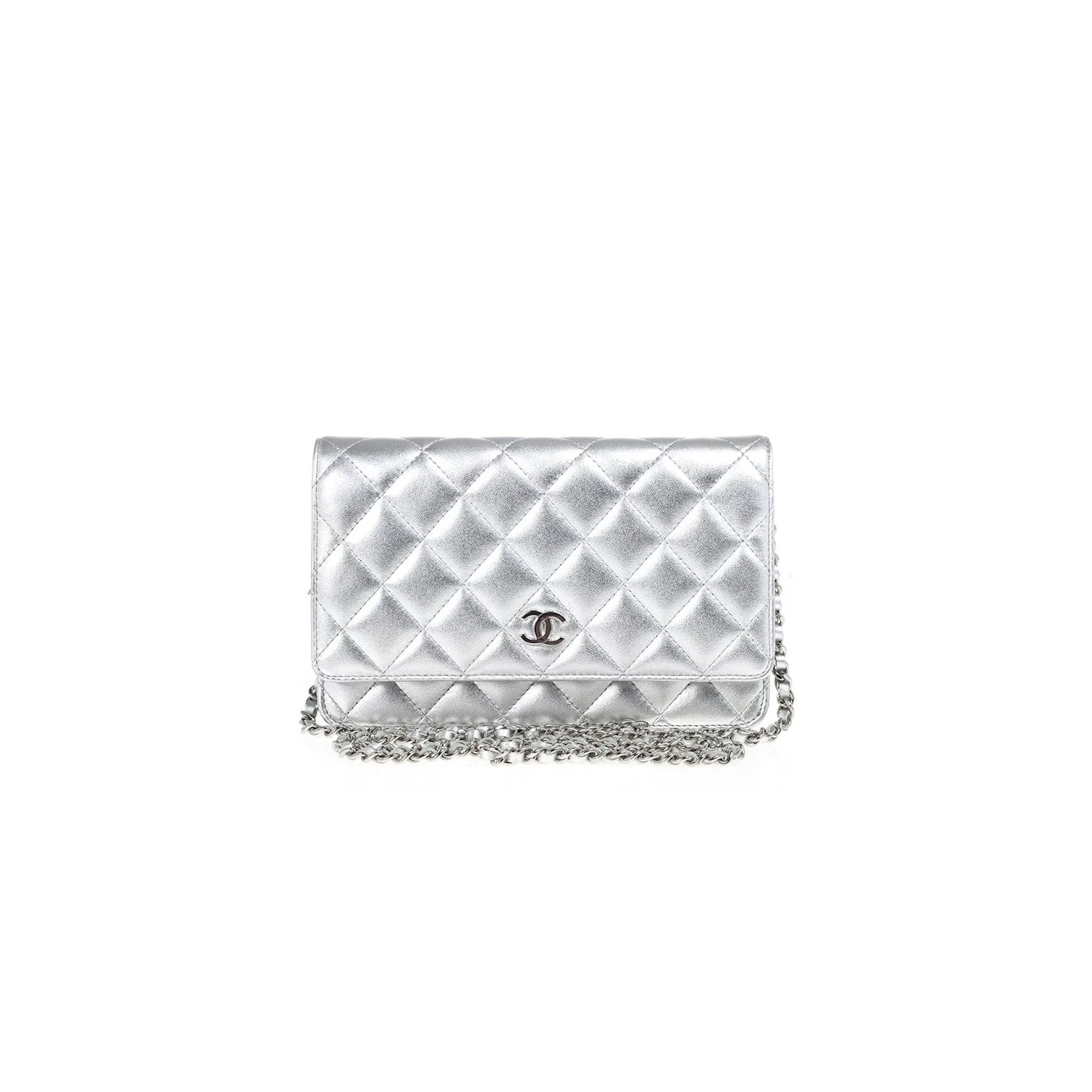 CHANEL CLASSIC WALLET ON CHAIN AP0250 (19*13*3.5cm)